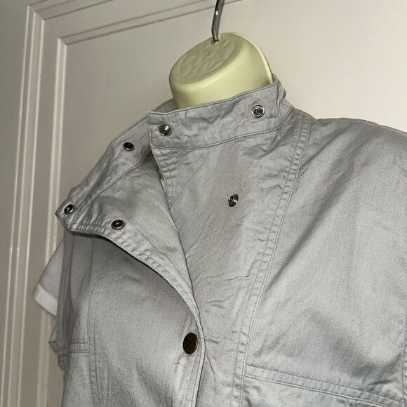 Vintage 80s Sasson Military Camp Light Gray Sleeveless Snap Up Cotton Denim Vest - Picture 5 of 8